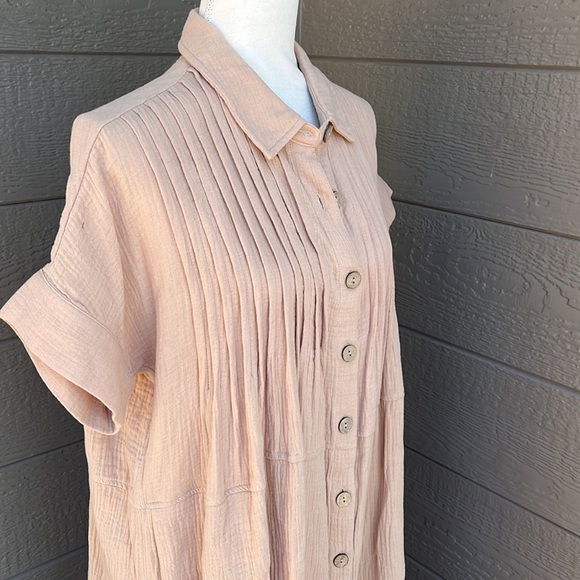 By Together Oversized Button Up Dress - Picture 3 of 10